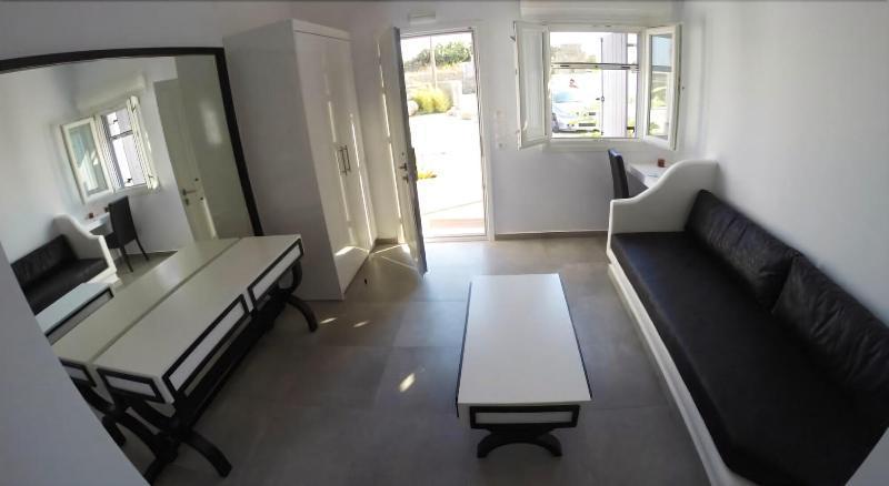 Queen Boutique Suites Mykonos Town Екстериор снимка