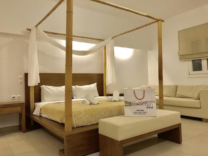 Queen Boutique Suites Mykonos Town Екстериор снимка