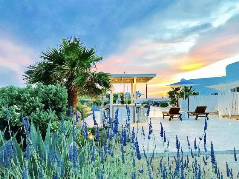 Queen Boutique Suites Mykonos Town Екстериор снимка