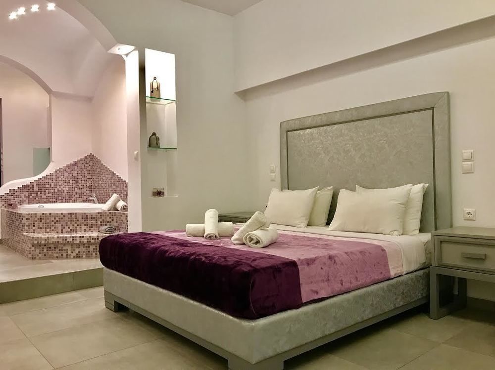 Queen Boutique Suites Mykonos Town Екстериор снимка