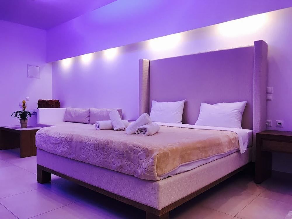 Queen Boutique Suites Mykonos Town Екстериор снимка