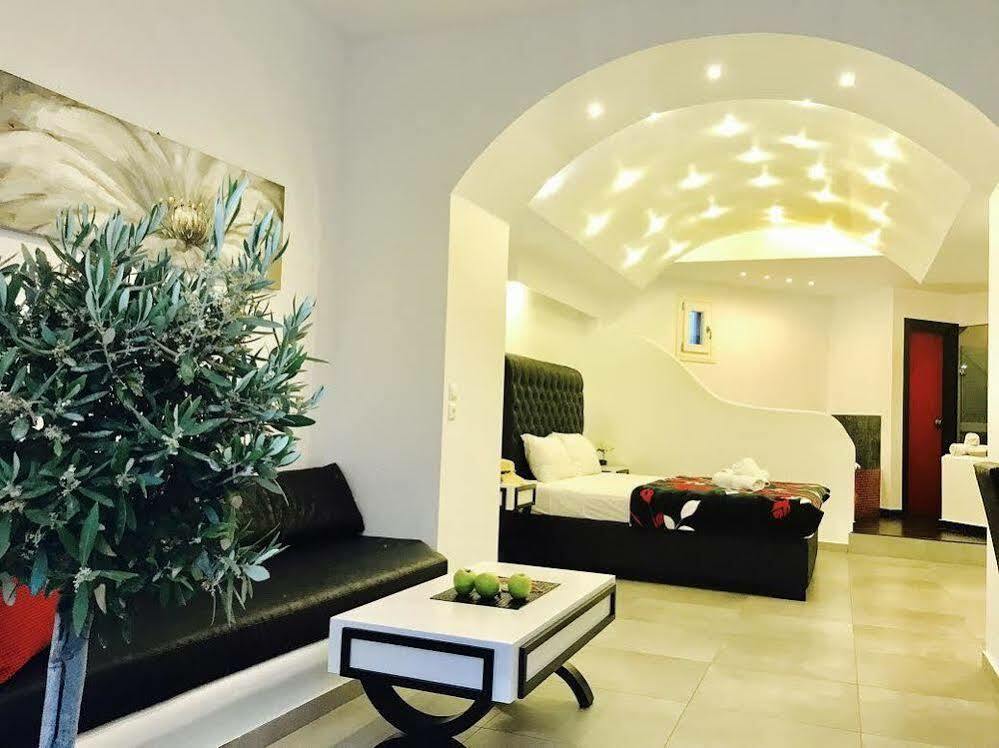 Queen Boutique Suites Mykonos Town Екстериор снимка