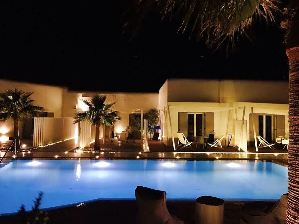Queen Boutique Suites Mykonos Town Екстериор снимка