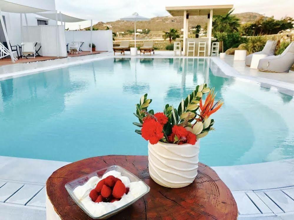 Queen Boutique Suites Mykonos Town Екстериор снимка
