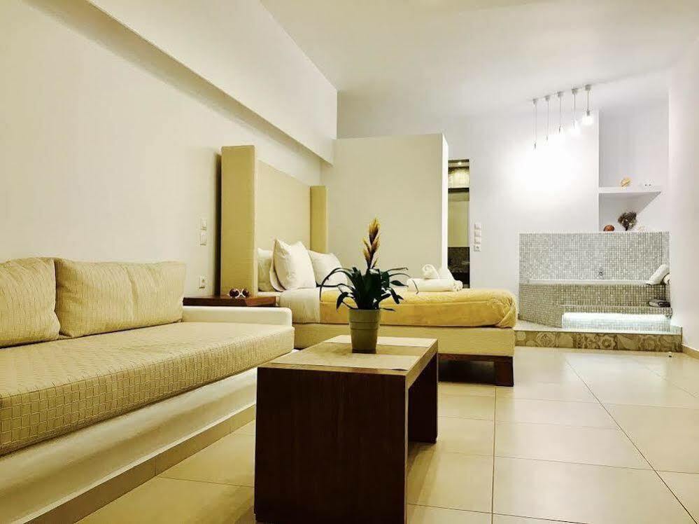 Queen Boutique Suites Mykonos Town Екстериор снимка
